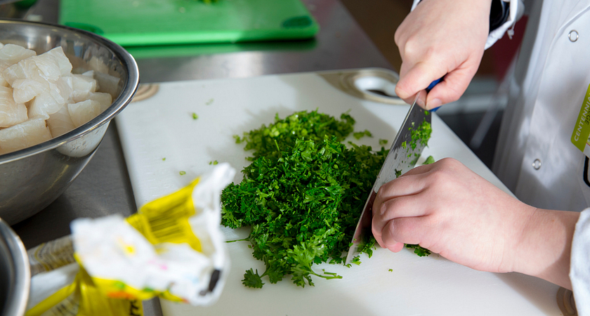 Who’s Who in Canada’s Nutrition and Food Service Management Field Image
